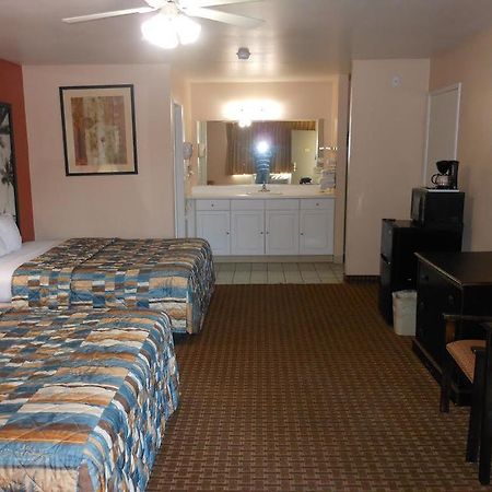 Super 8 By Wyndham El Centroモーテル エクステリア 写真