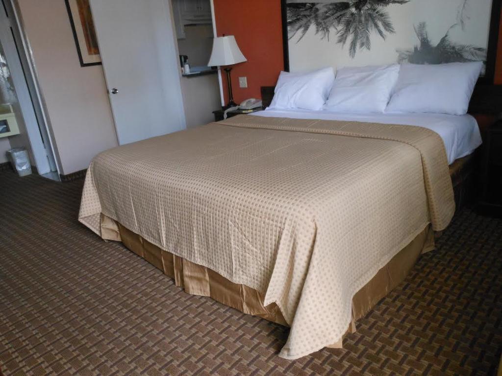 Super 8 By Wyndham El Centroモーテル エクステリア 写真