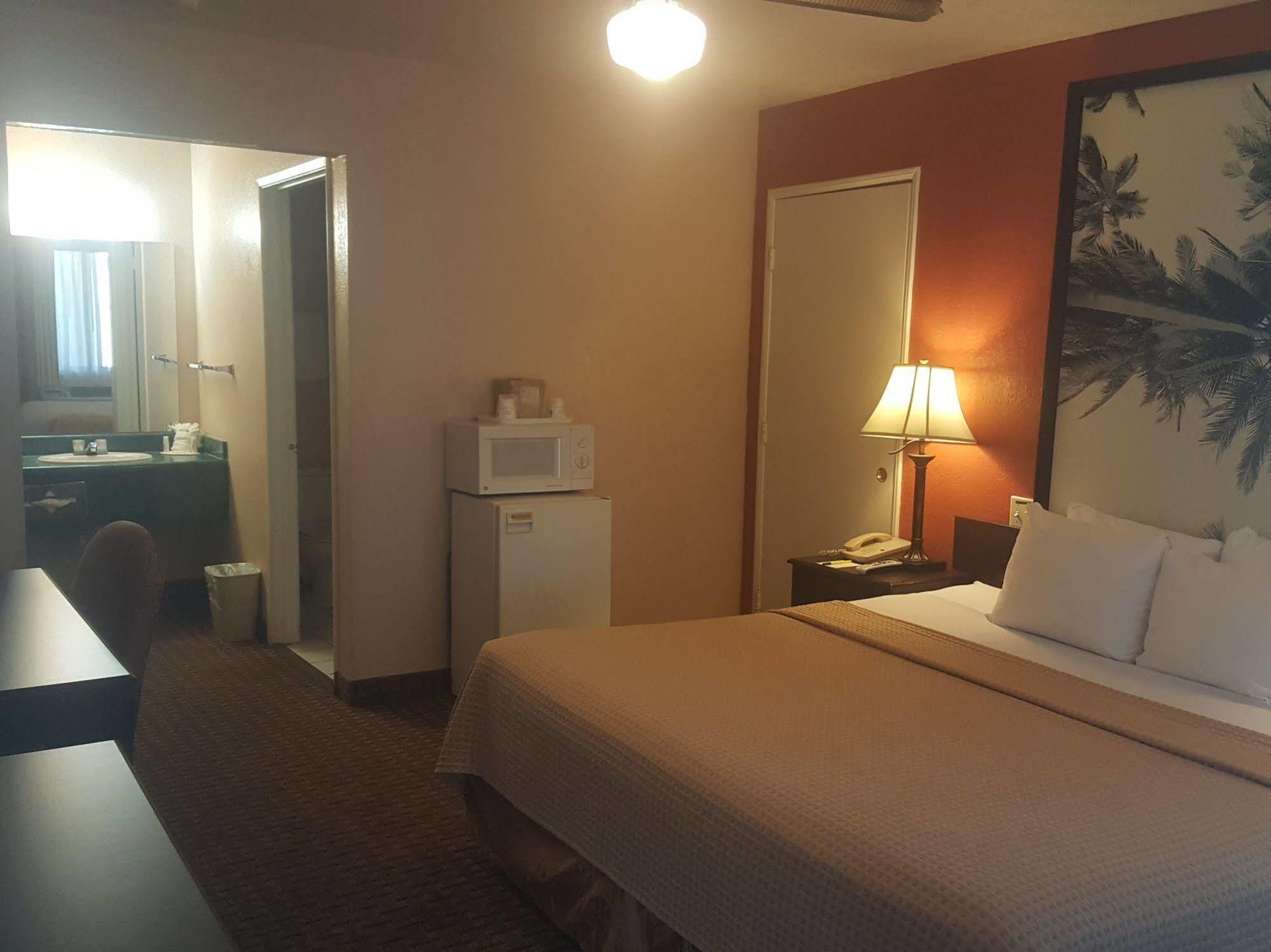 Super 8 By Wyndham El Centroモーテル エクステリア 写真