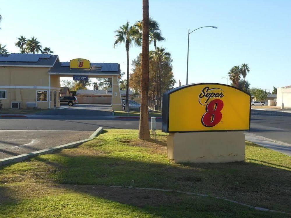 Super 8 By Wyndham El Centroモーテル エクステリア 写真